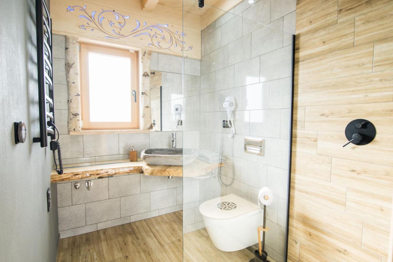 Nad Termami Villa Dzianisz Buitenkant foto